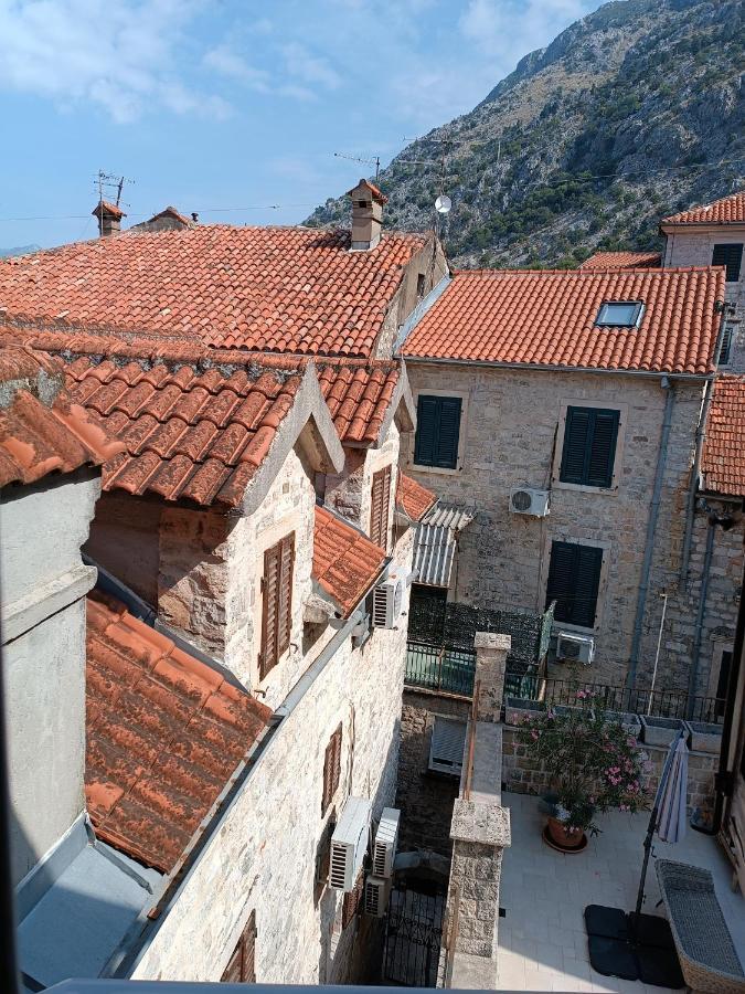 Guesthouse Bit Accommodation Kotor Exterior photo