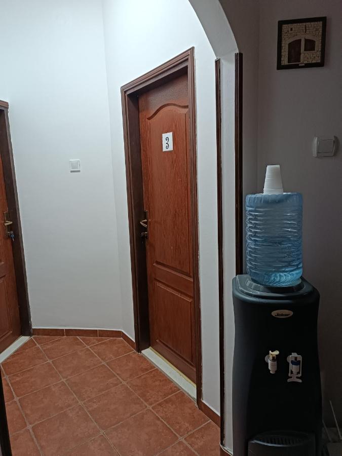 Guesthouse Bit Accommodation Kotor Exterior photo